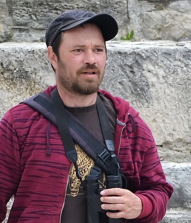 MARTIN HROUZEK